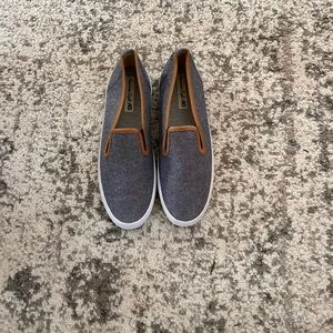 American Eagle Slip-On Shoes